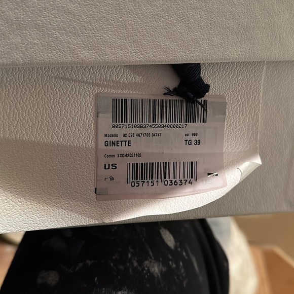 Womens authentic moncler rain boots NWT box receipt& both dust bags - Picture 7 of 10